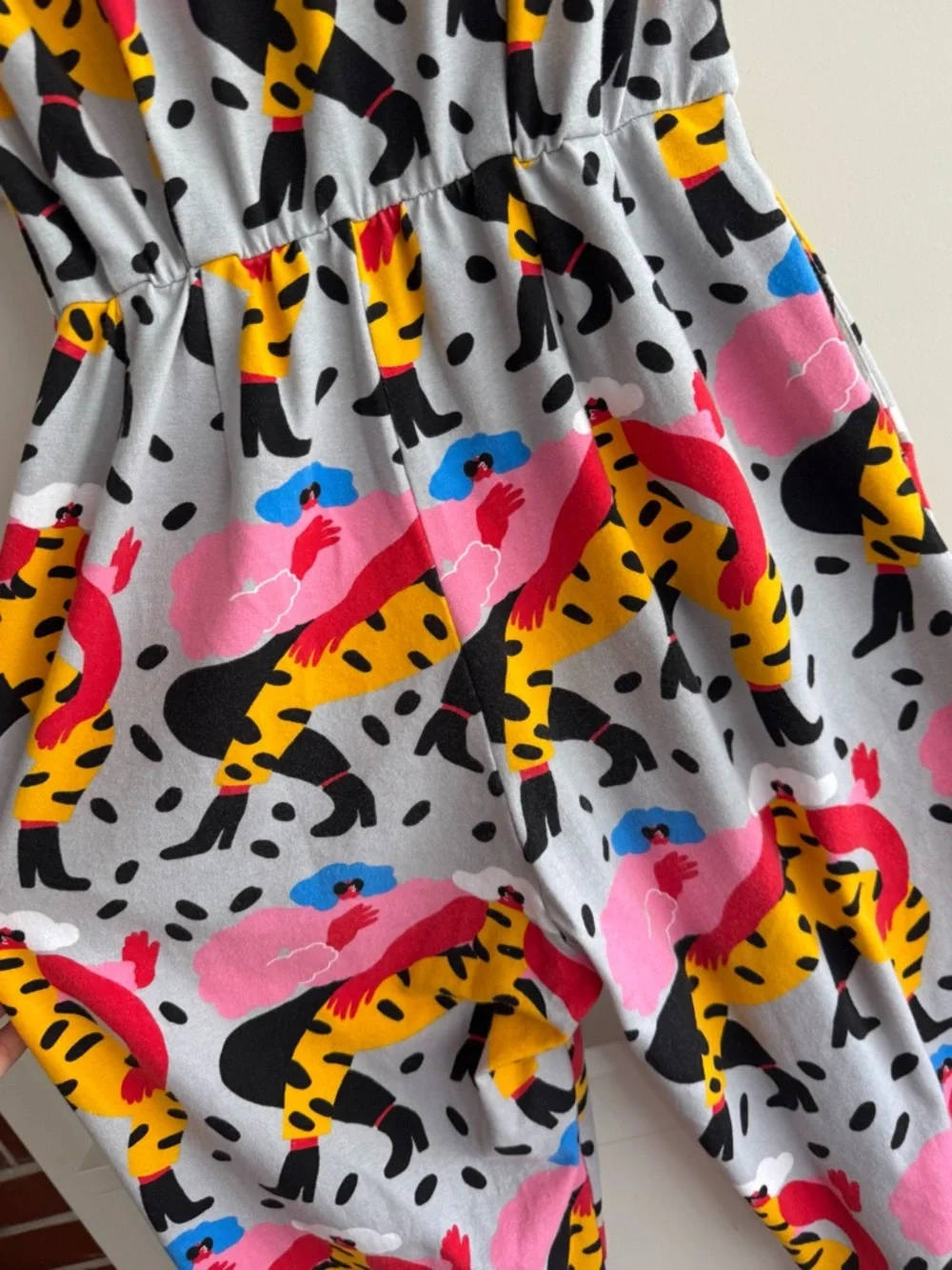 Nooworks Dancing Ladies Magic Suit 3 Button Jumpsuit - Picture 5 of 6